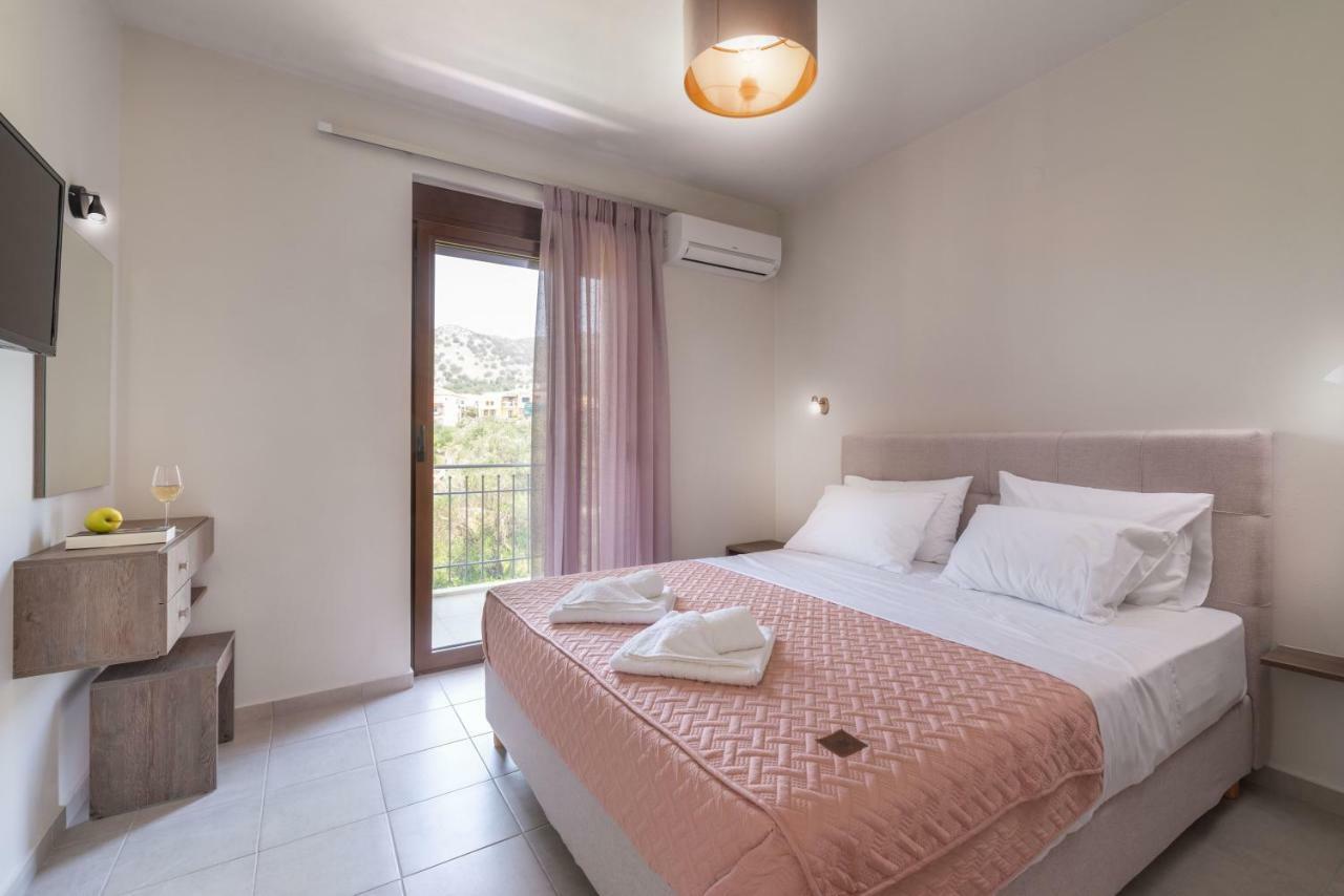 Tesoro Luxury Apartments Sívota المظهر الخارجي الصورة